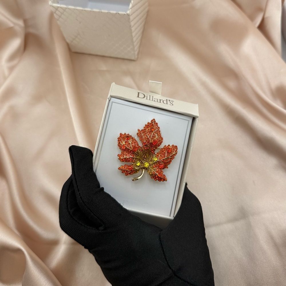 Stunning Fall Leaf Brooch – Orange & Gold Crystal Maple Leaf Pin - Picture 5 of 5